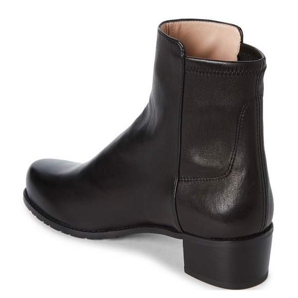 Stuart Weitzman - Picture 3 of 4